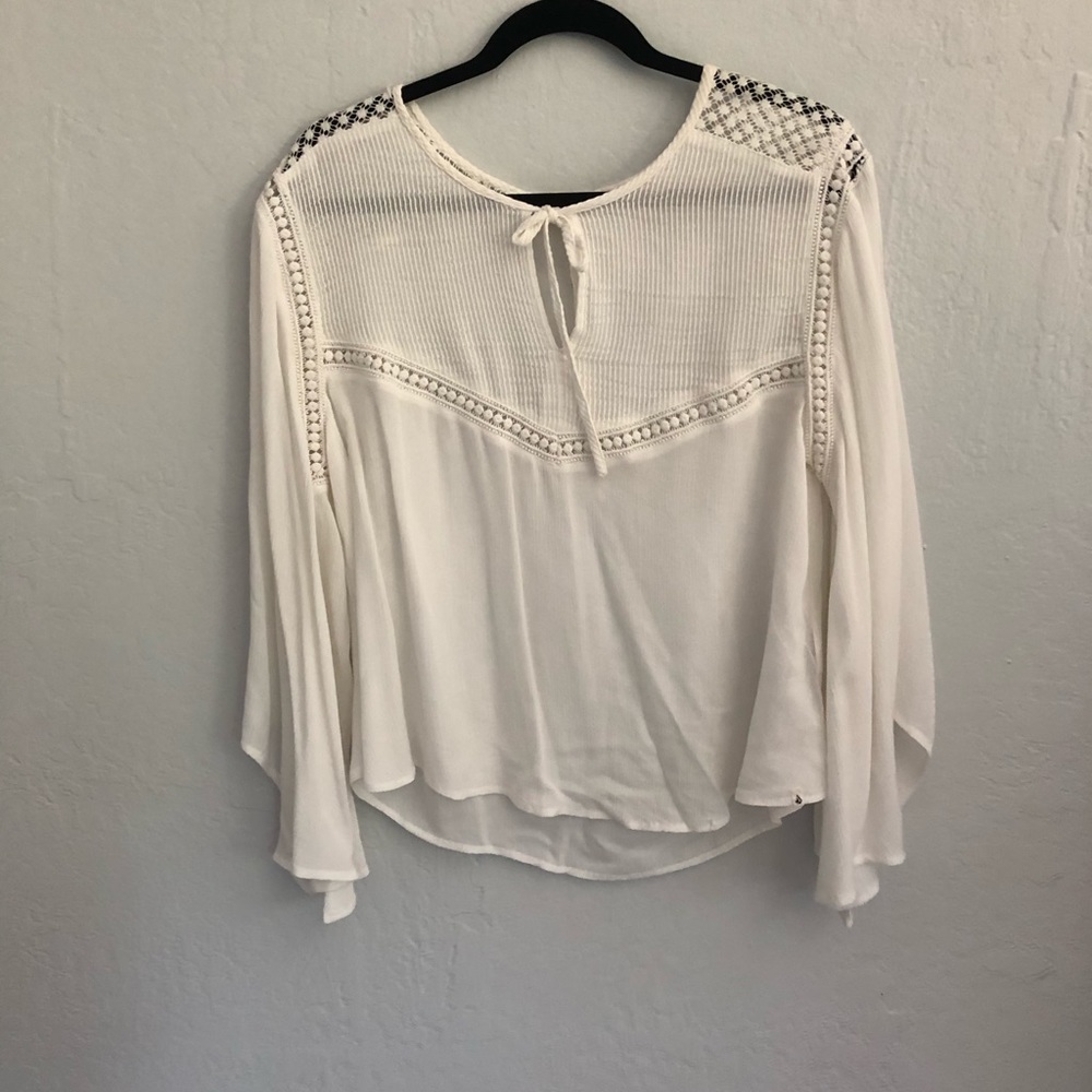 Volcom white top